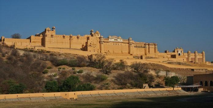 Amber Fort Palace Jaipur | Famous Historical Monuments In Jaipur