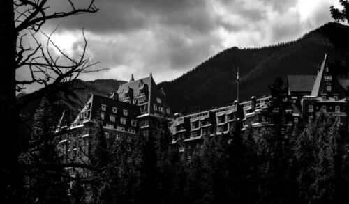 banff fairmont hotel haunted room