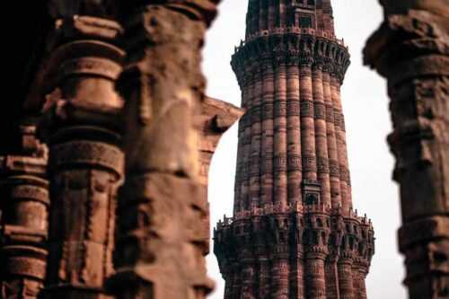 hanging pillor temple