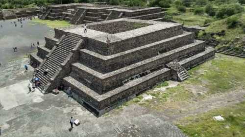 Teotihuacan Pyramids pics