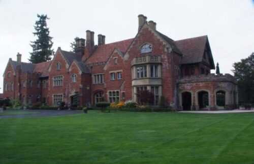 Thornewood Castle Bed and Breakfast