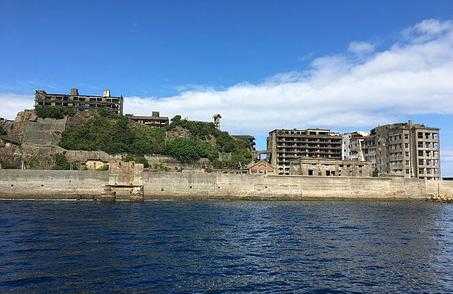  Japan’s Gunkanjima Battleship Island