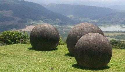 Stone-Spheres-Costa-Rica-pic