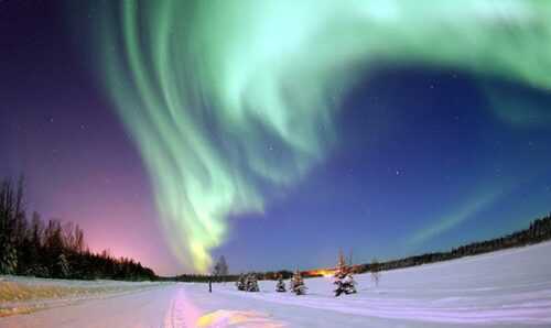 adventure-places-in-canada-Northern-Lights