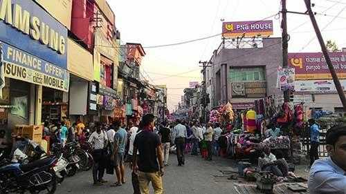 paltan bazaar Dehradun Travel Guide