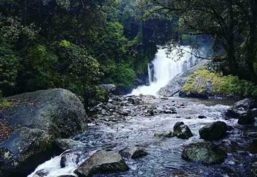 Lakkam Waterfalls munnar