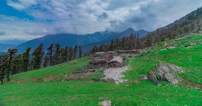 Best Time to Visit Tungnath: What to see, Weather, Temperatures, & Tips