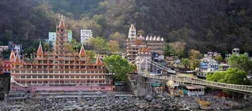 Rishikesh - Spiritual Places to Travel in India