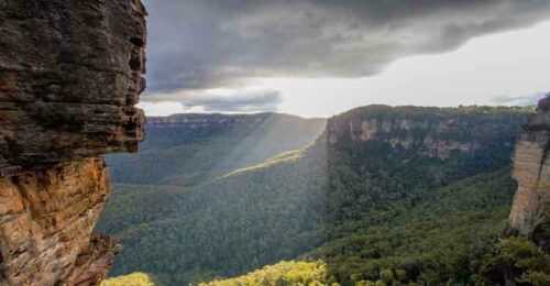 Blue Mountains – Rocky Terrain and Delicious Food