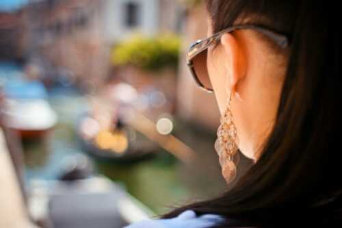 Benefits of Wearing Earrings