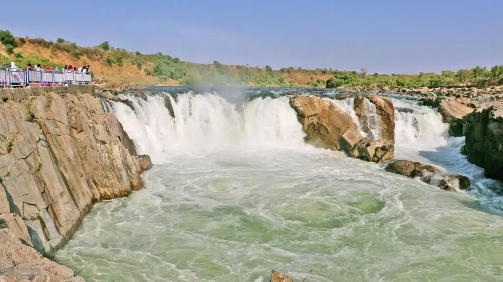 Bhedaghat Falls, Madhya Pradesh - waterfall in India
