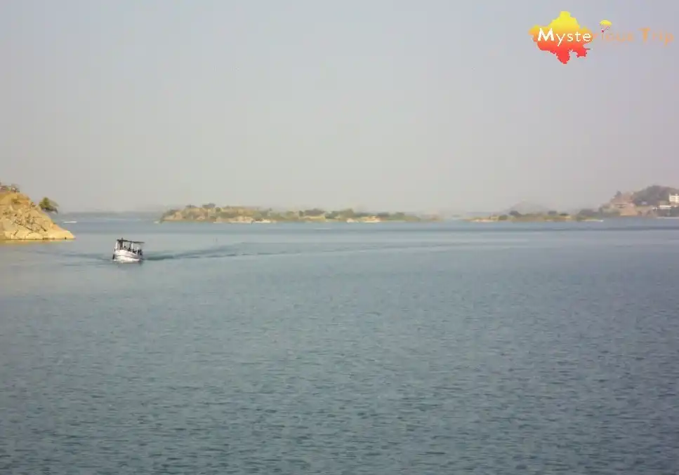 Rajsamand Lake River