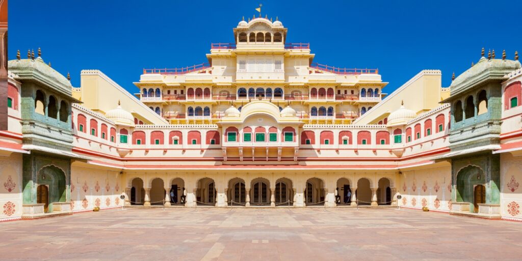 City Palace, best tourist place in jaipur