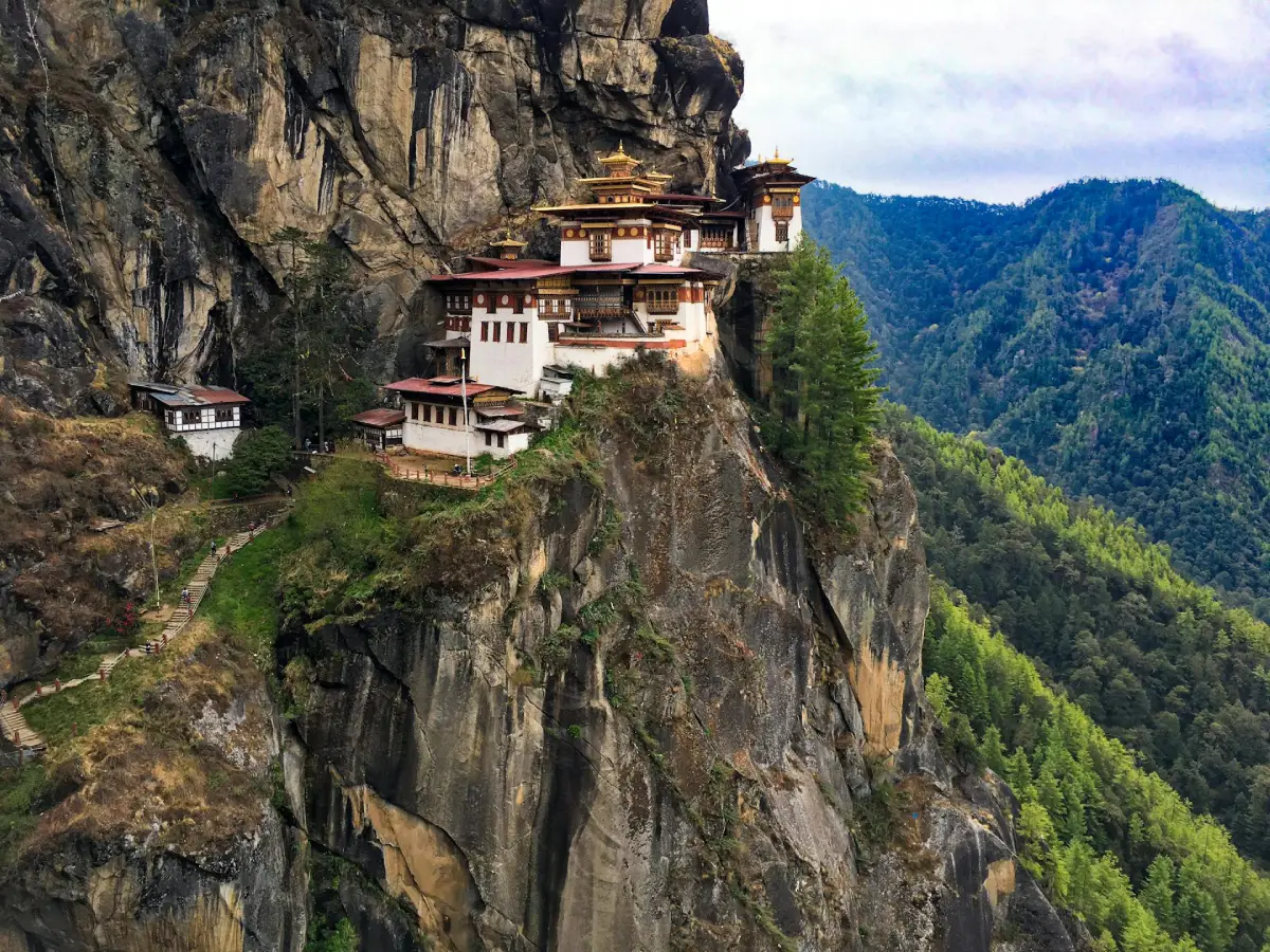 Experience a Travel Destination