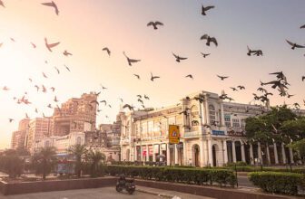 Maharaja Tempo Traveller Delhi